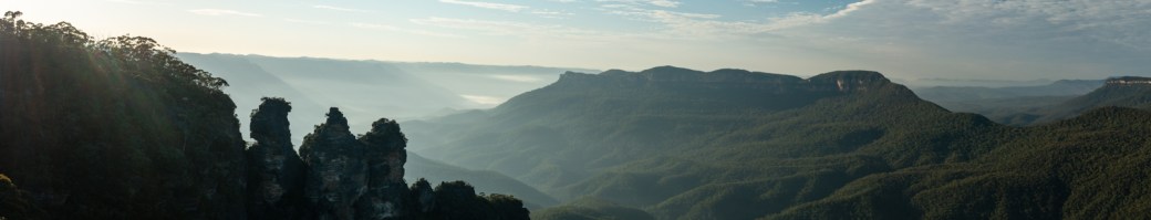 Mount Solitary from Echo Point